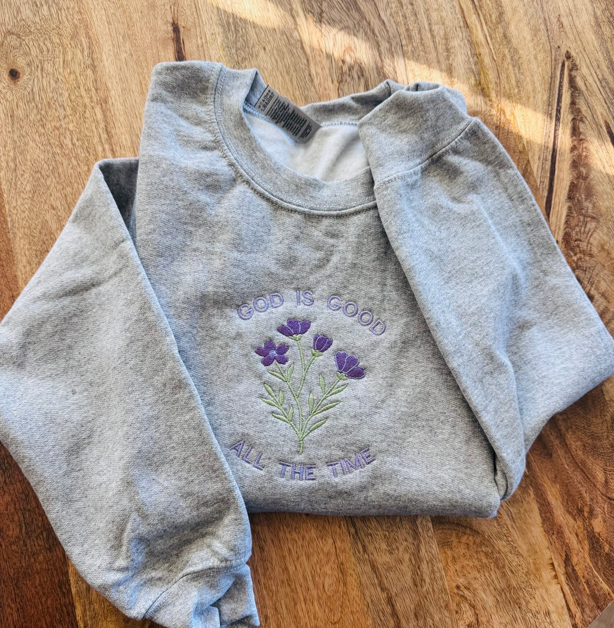 Sudadera bordada God Is Good All The Time | Sudadera cristiana floral | Regalo de fe