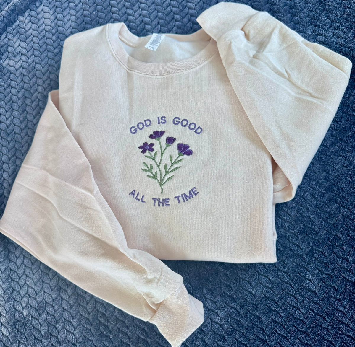 Sudadera bordada God Is Good All The Time | Sudadera cristiana floral | Regalo de fe