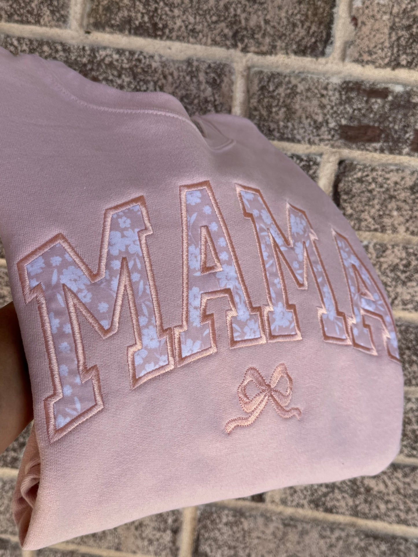 Personalized Mama Embroidered Sweatshirt – Custom Name Sleeve Floral Appliqué